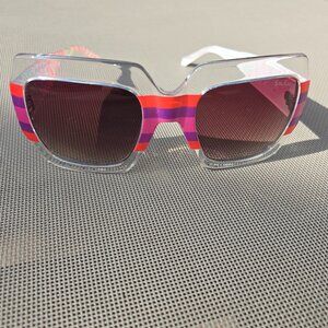 New Lilly Pulitzer Oversized Square Sunglasses in Multi Splashdance